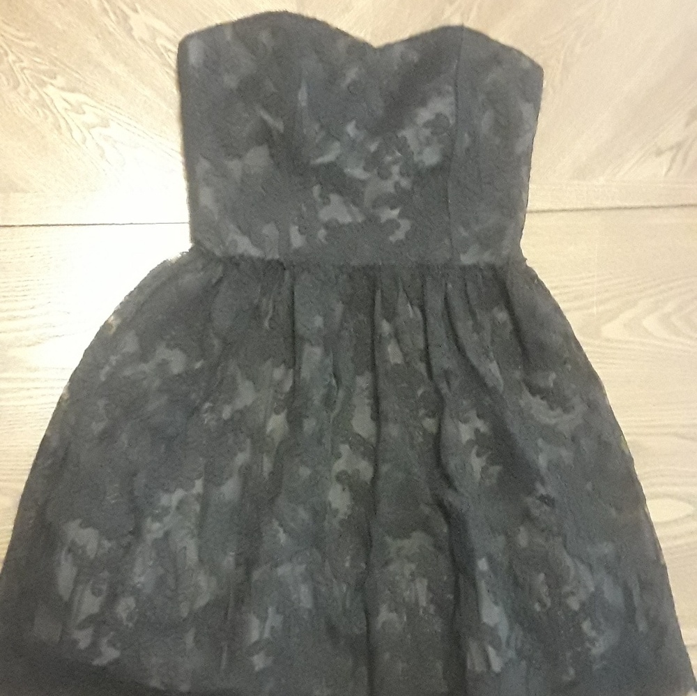 Black strapless cocktail dress Size 0